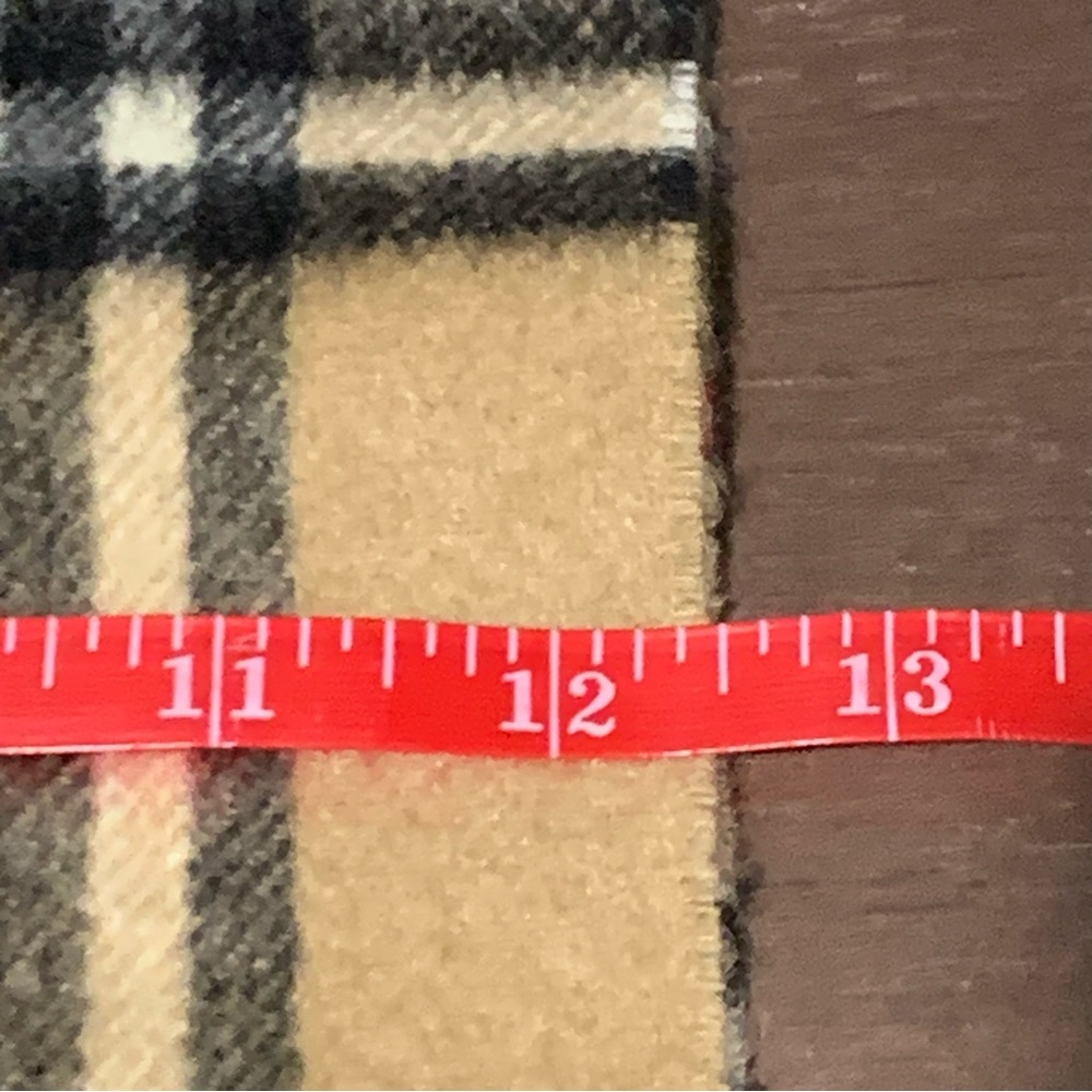 Burberry Cashmere Scarf - Picture 7 of 7